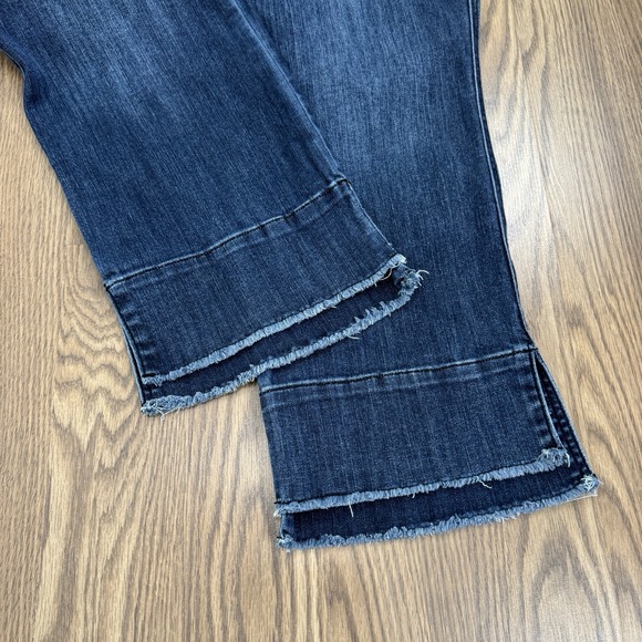 Democracy Jeans Womens 16W Blue Straight Crop Ab Technology Stretch Comfy Denim - Picture 7 of 15